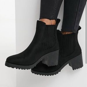 ASOS Qupid heeled chelsea boots in black